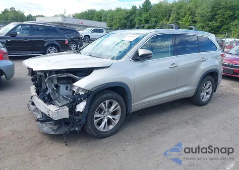 2015 Toyota Highlander from USA, damaged, VIN 5TDJKRF8FS153439